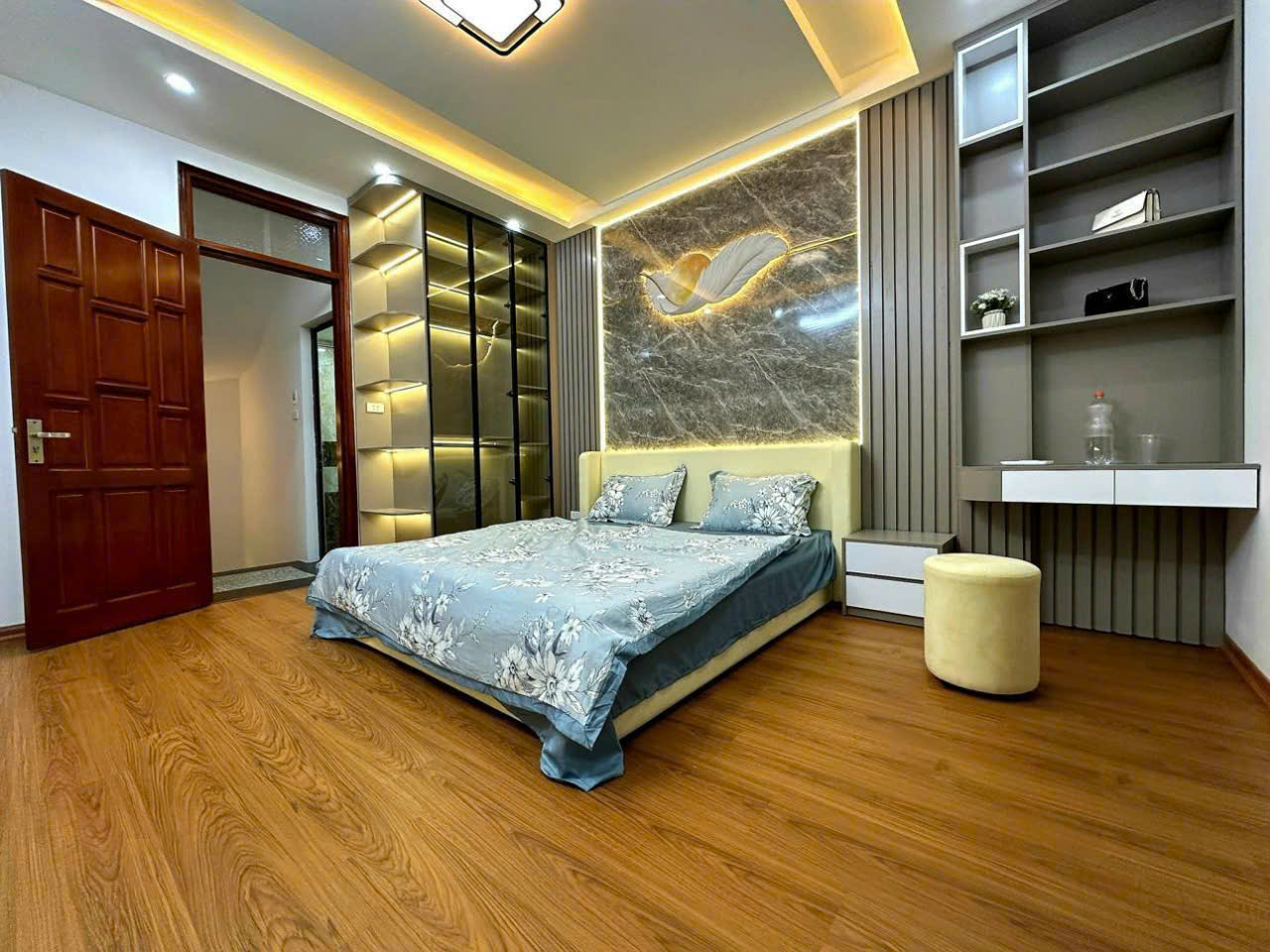 ĐỊNH CÔNG THƯỢNG – NHÀ ĐẸP LONG LANH, 30M RA OTO - NGÕ THÔNG, TIỆN DI CHUYỂN BÙI XƯƠNG TRẠCH – KIM GIANG - LÊ TRỌNG TẤN.